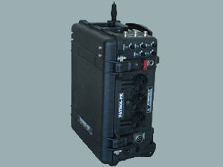 Emittente di disturbo tattica di mobilità 25Mhz-3800Mhz, emittente di disturbo 350W del segnale di alto potere di frequenza ultraelevata di VHF