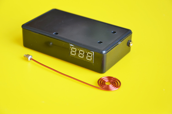 Emittente di disturbo regolabile di VHF di frequenza ultraelevata di tensione 20W EMP dell'anti allarme